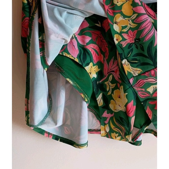 NWT Old Navy Green Floral Side Tie Swim Dress Built In Briefs Padded Vacation - Picture 6 of 14